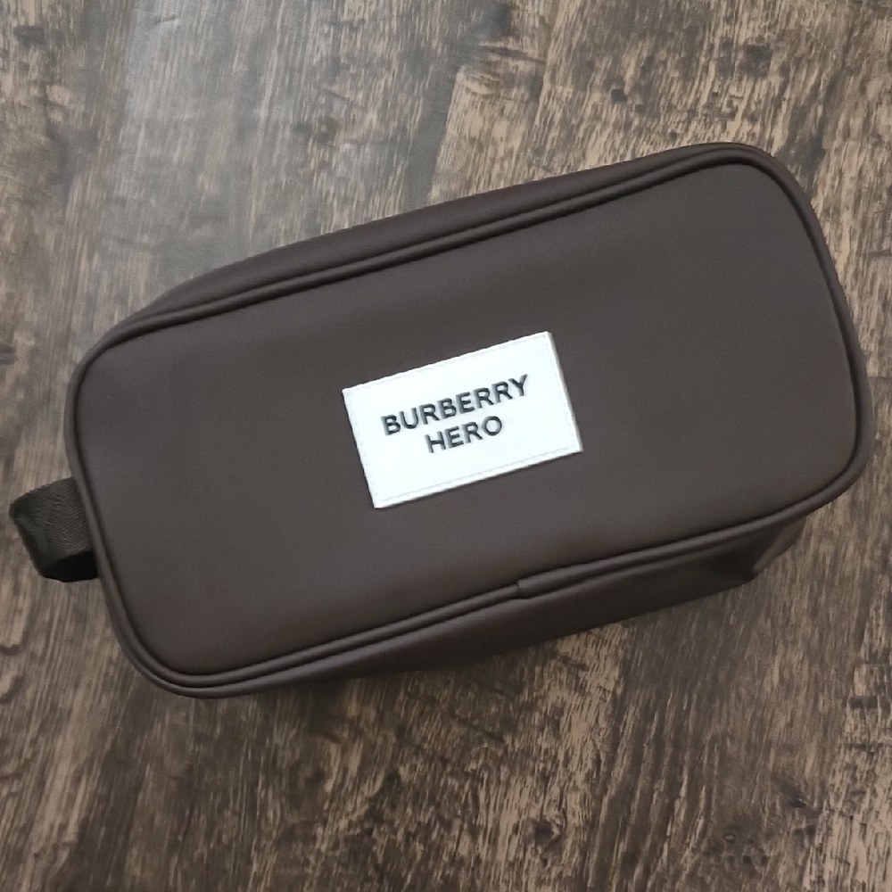 BURBERRY HERO Dark Brown Toiletry Bag men's‎ New